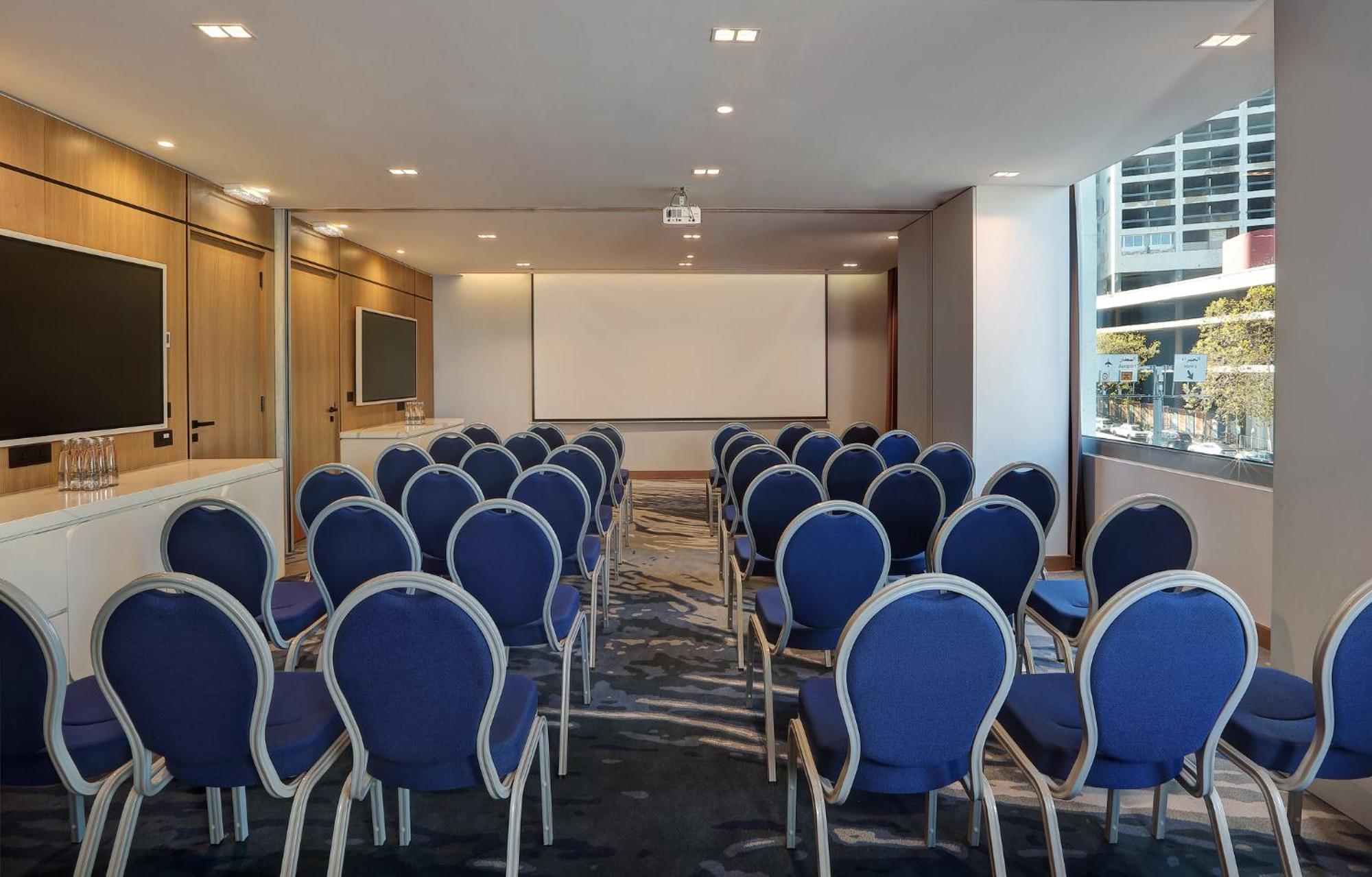 Voco District By Ihg Hotel Beirut
