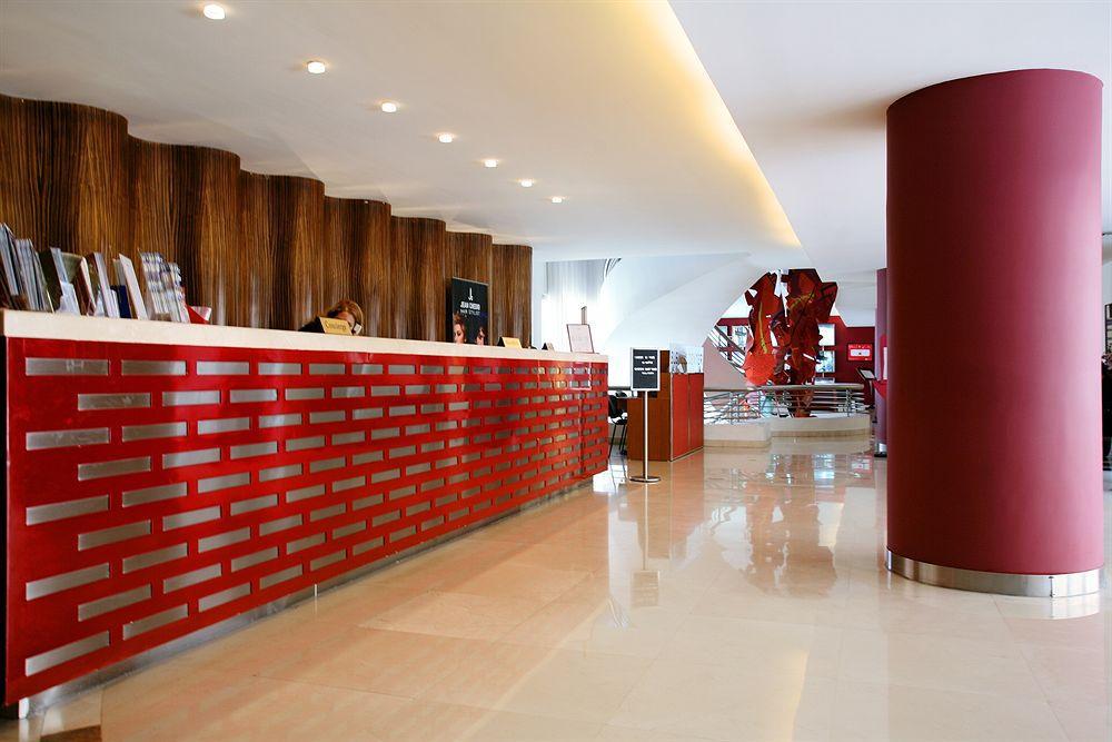 Hotel Voco District By Ihg Beirut